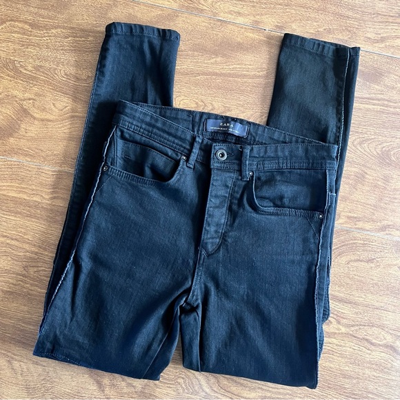 Zara Black Extra Slim Button fly stretch Denim Jeans Mens size 30 - Picture 2 of 12